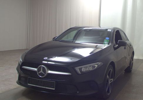 Mercedes-Benz A 250, 2022