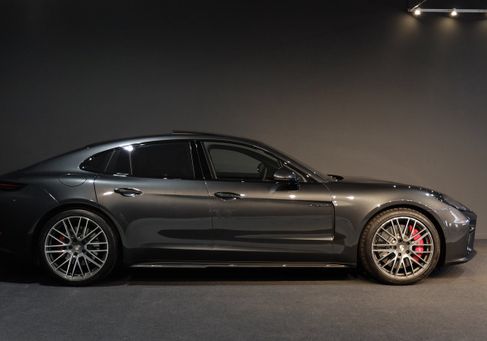 Porsche Panamera, 2025
