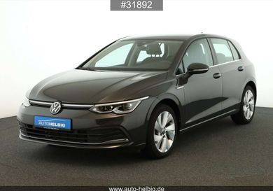 Volkswagen Golf, 2024