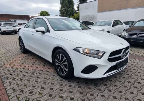 Mercedes-Benz A 180, 2023