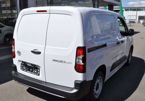 Toyota Proace, 2024