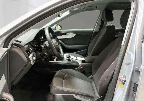 Audi A4, 2023