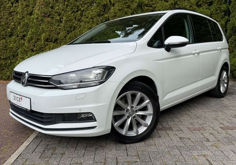 Volkswagen Touran, 2019 3