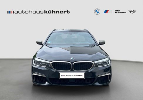 BMW M550, 2019