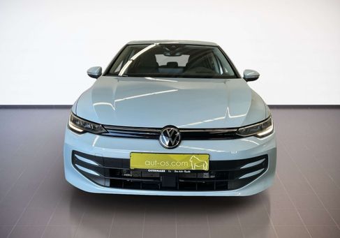 Volkswagen Golf, 2024 3