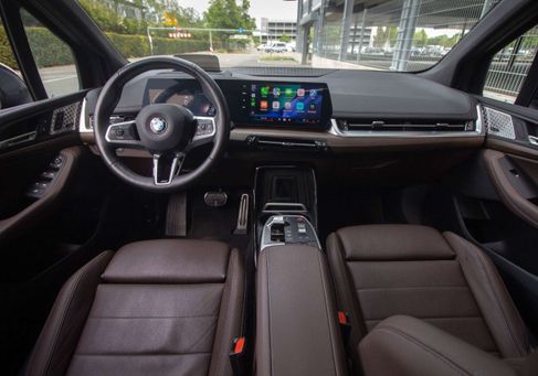 BMW 218, 2024