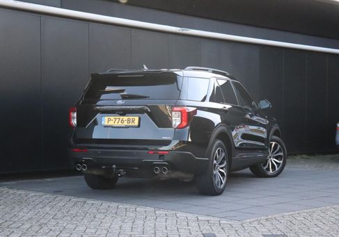 Ford Explorer, 2022 3