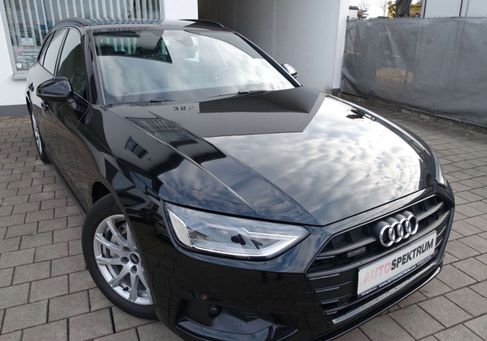 Audi A4, 2022