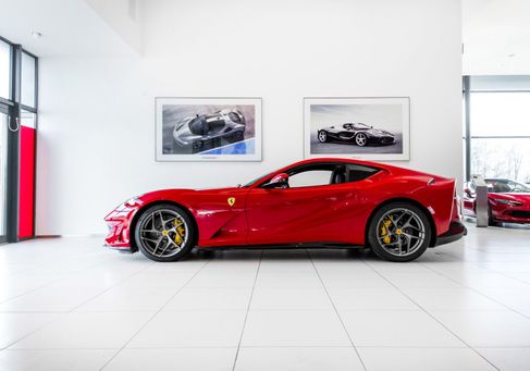 Ferrari 812, 2019 2