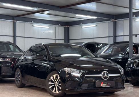 Mercedes-Benz A 180, 2021