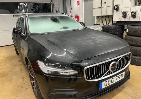 Volvo V90, 2022