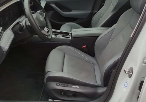 Volkswagen Passat Variant, 2024 3