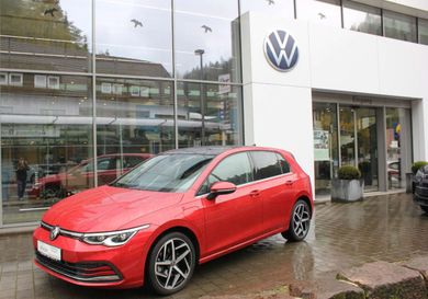Volkswagen Golf, 2022