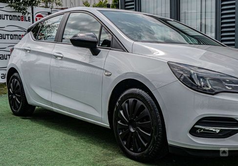 Opel Astra, 2021