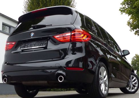 BMW 220, 2022 3