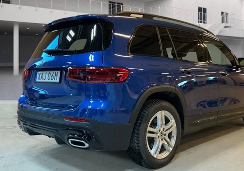 Mercedes-Benz GLB 200, 2025