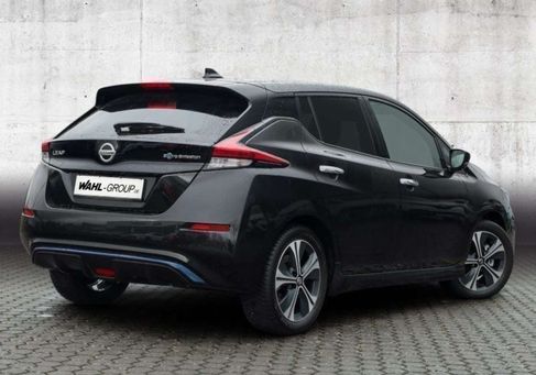 Nissan Leaf, 2021 3