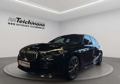 BMW 120, 2023