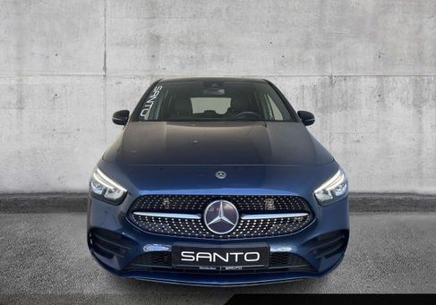 Mercedes-Benz B 180, 2019