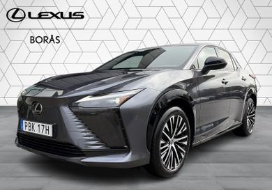 Lexus, 2023