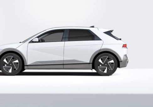 Hyundai IONIQ, 2025 2