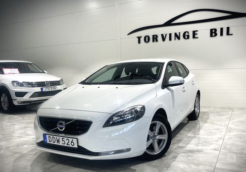 Volvo V40, 2016