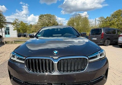 BMW 520, 2021 2