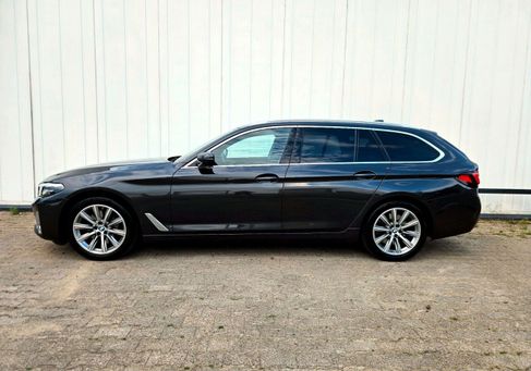 BMW 530, 2021