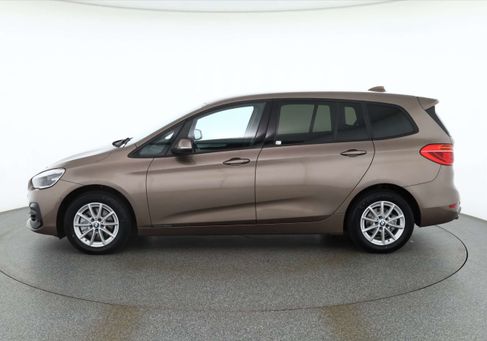BMW 218, 2018 2
