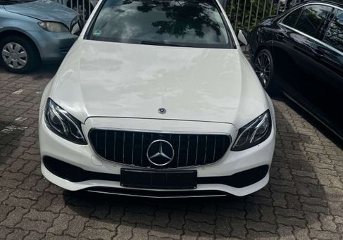 Mercedes-Benz E 220, 2017