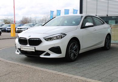 BMW 218, 2022