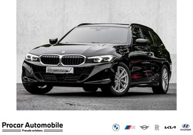 BMW 330, 2023