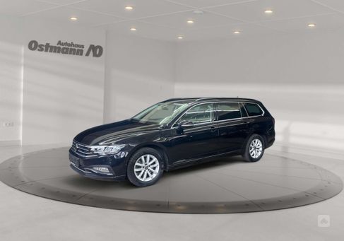 Volkswagen Passat Variant, 2022