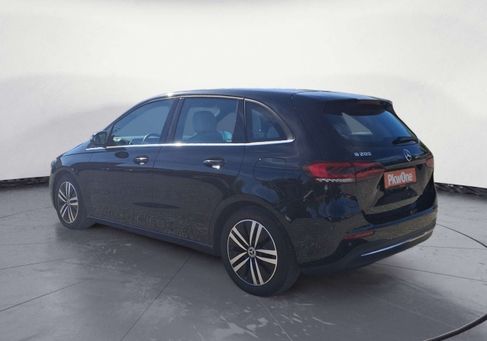 Mercedes-Benz B 200, 2021