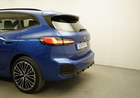 BMW 230, 2023