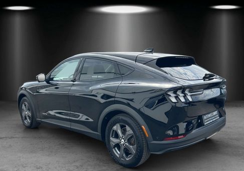 Ford Mustang Mach-E, 2022