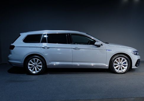 Volkswagen Passat Variant, 2023 2