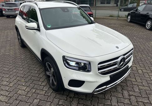 Mercedes-Benz GLB 200, 2023