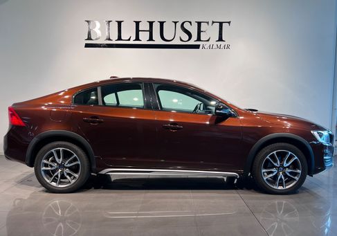 Volvo S60 Cross Country, 2017