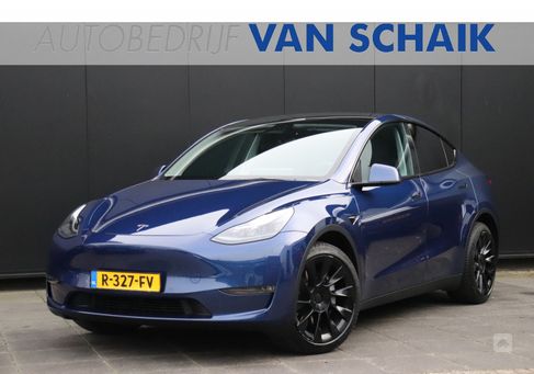 Tesla Model Y, 2022