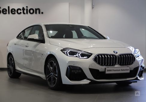 BMW 218, 2022
