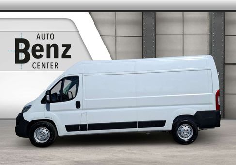 Opel Movano, 2023