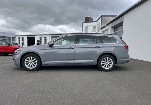 Volkswagen Passat Variant, 2023 2