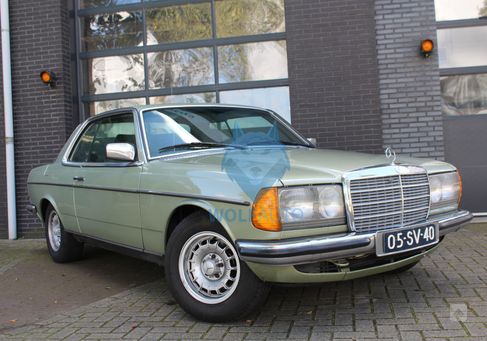 Mercedes-Benz C 230, 1977