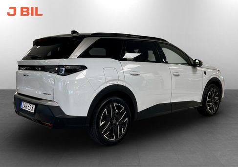 Peugeot 5008, 2025