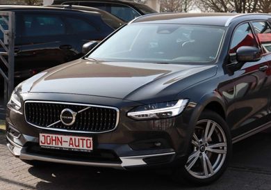 Volvo V90 Cross Country, 2021