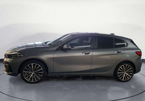BMW 118, 2023