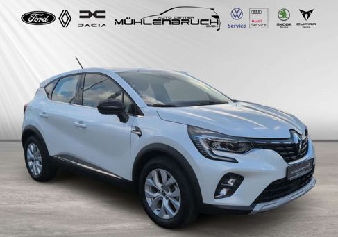 Renault Captur, 2022 3