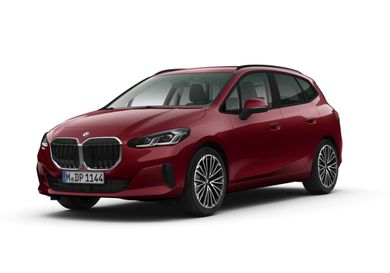 BMW 220, 2025