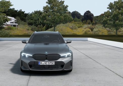 BMW 330, 2026